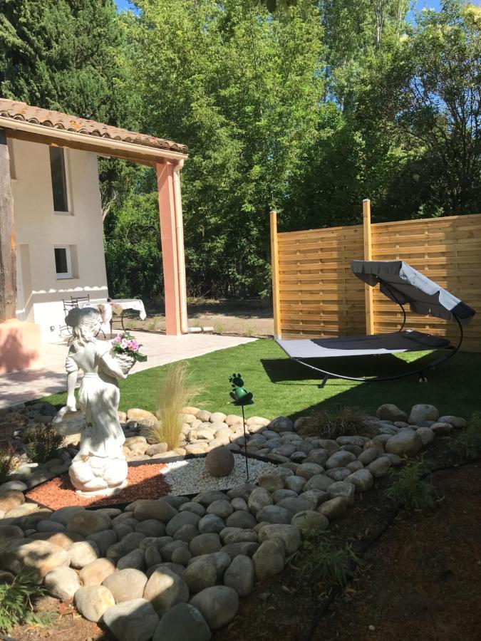 Maison 4 étoiles et Studio 3 étoiles indépendants avec piscine LʼIsle-sur-la-Sorgue Exterior foto